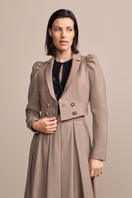 Jacke Leamara