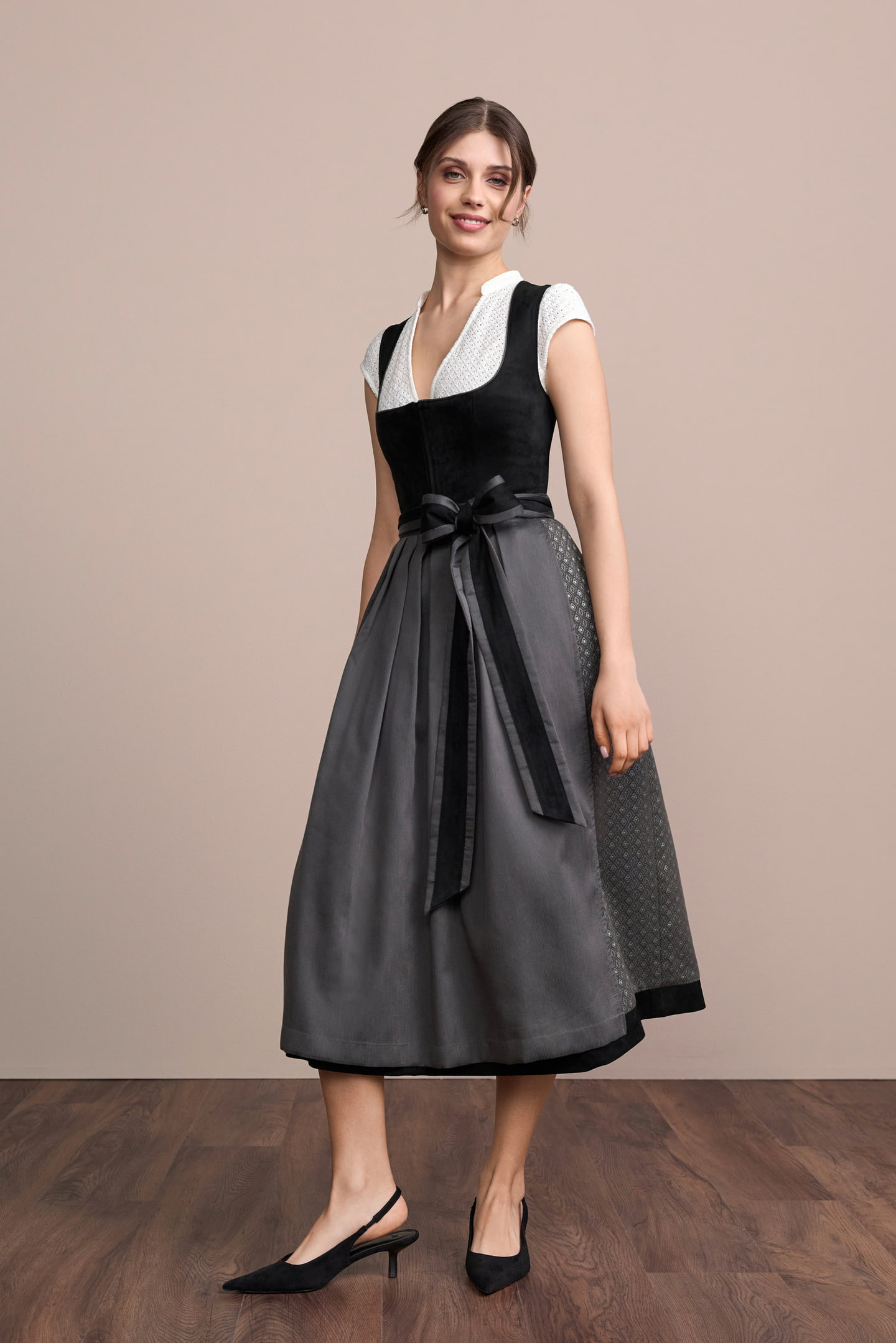 Dirndl Selora (80cm)