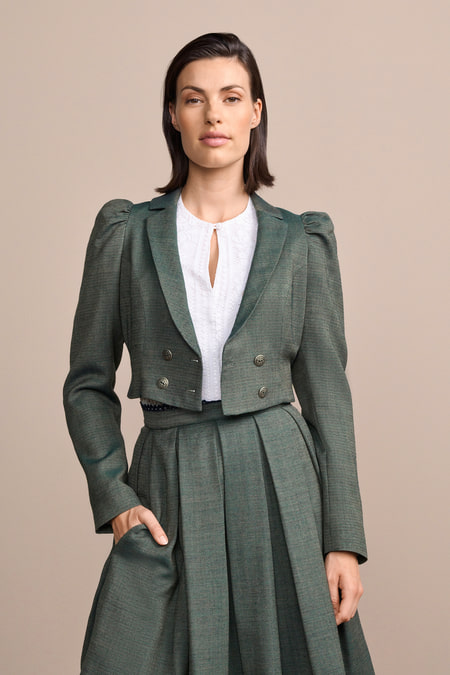 Jacke Leamara