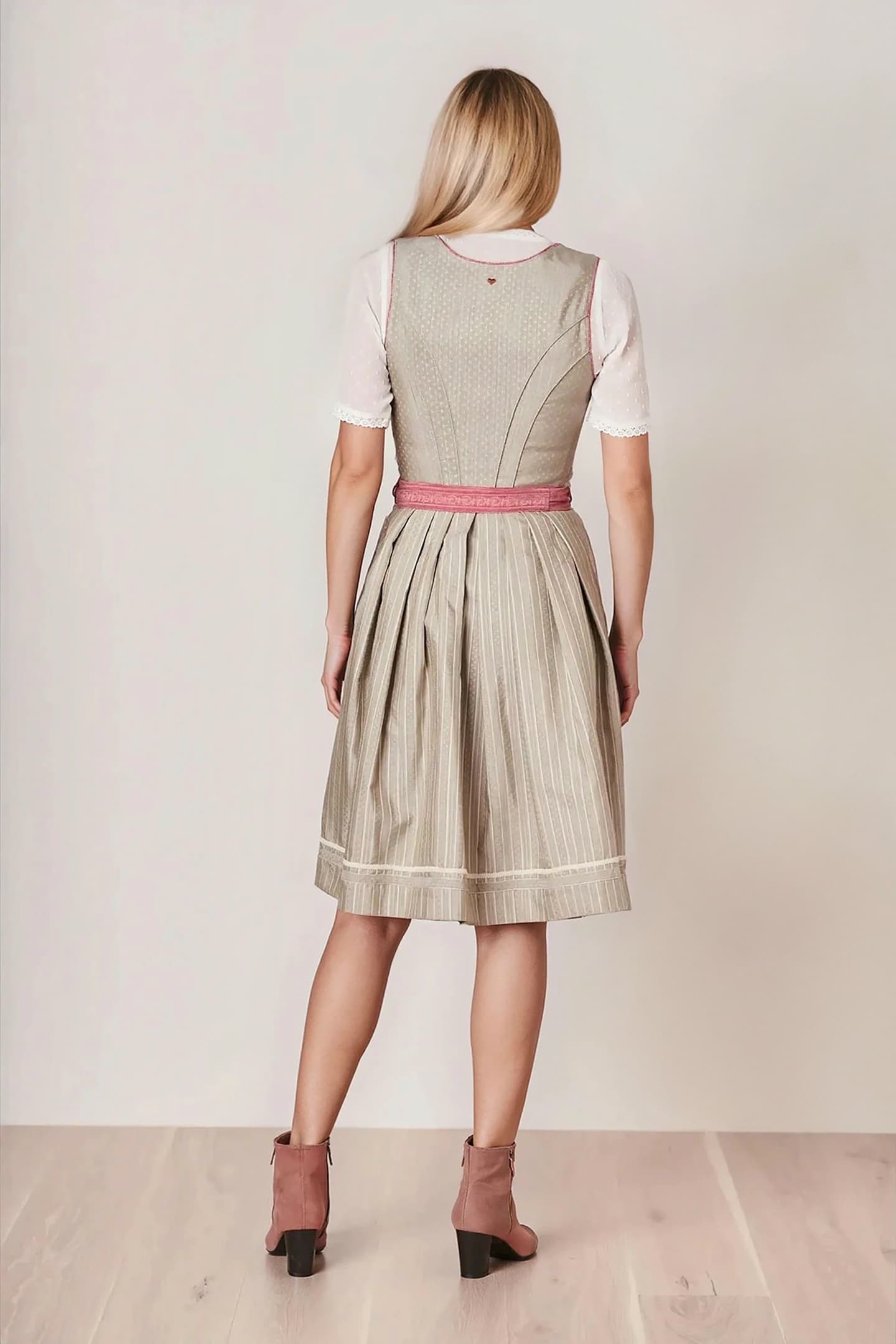 Dirndl Jennie (60cm)