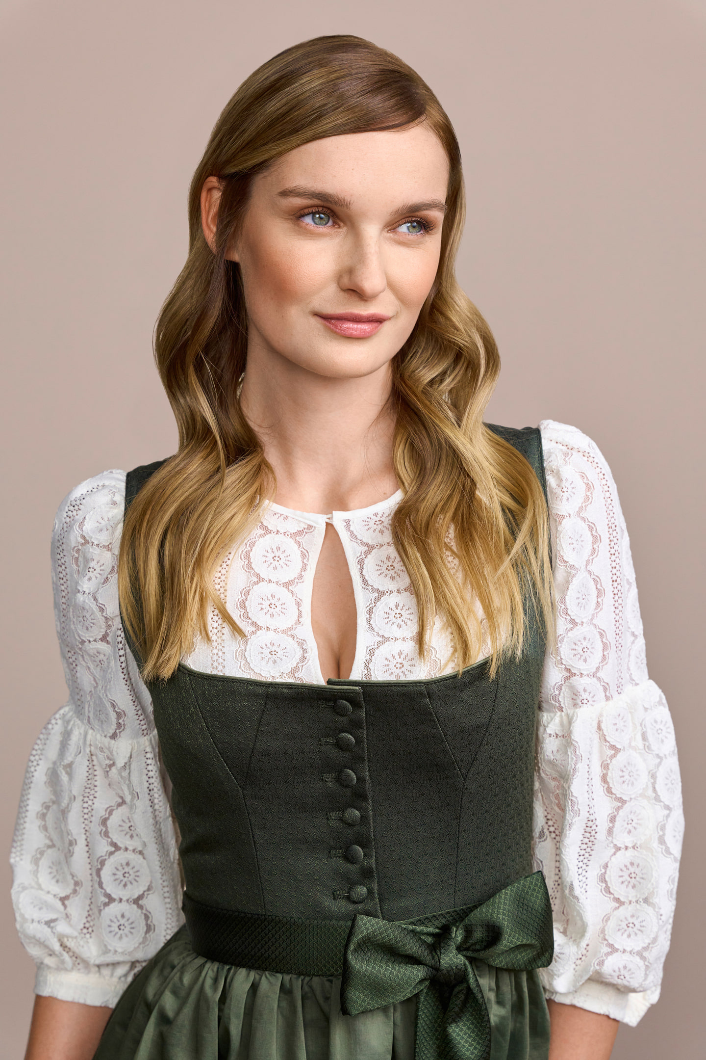 Dirndl Erica (80cm)