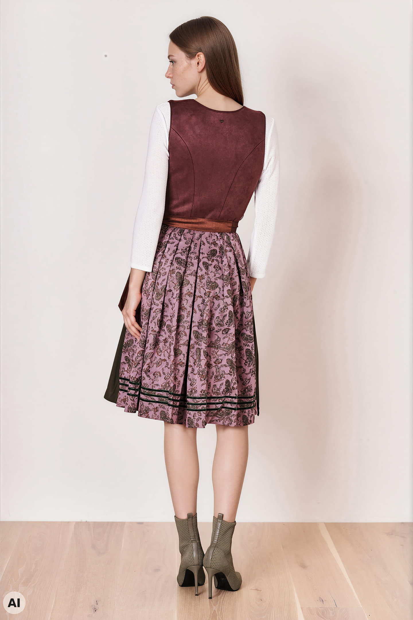 Dirndl Lina (60cm)