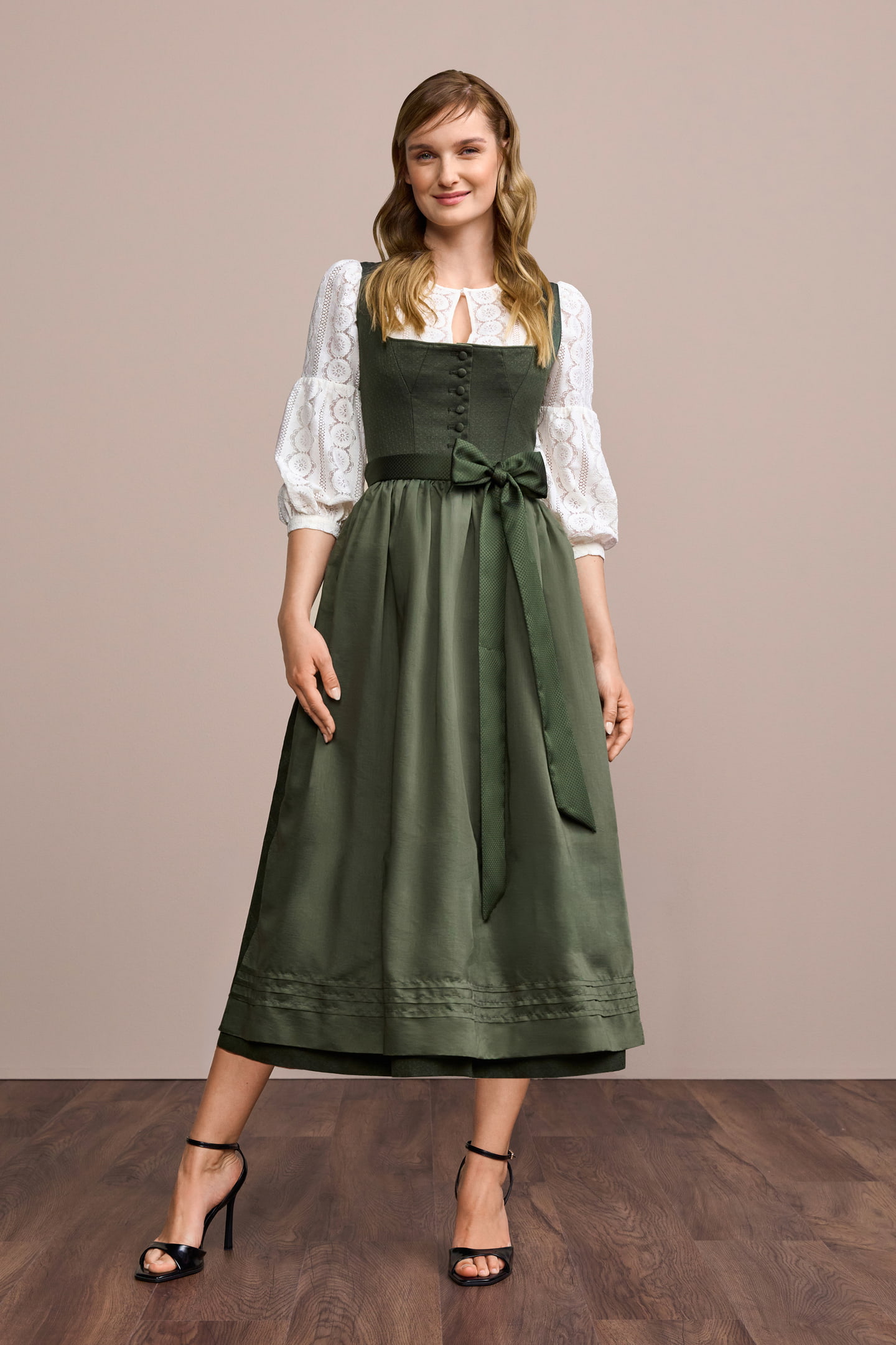 Dirndl Erica (80cm)