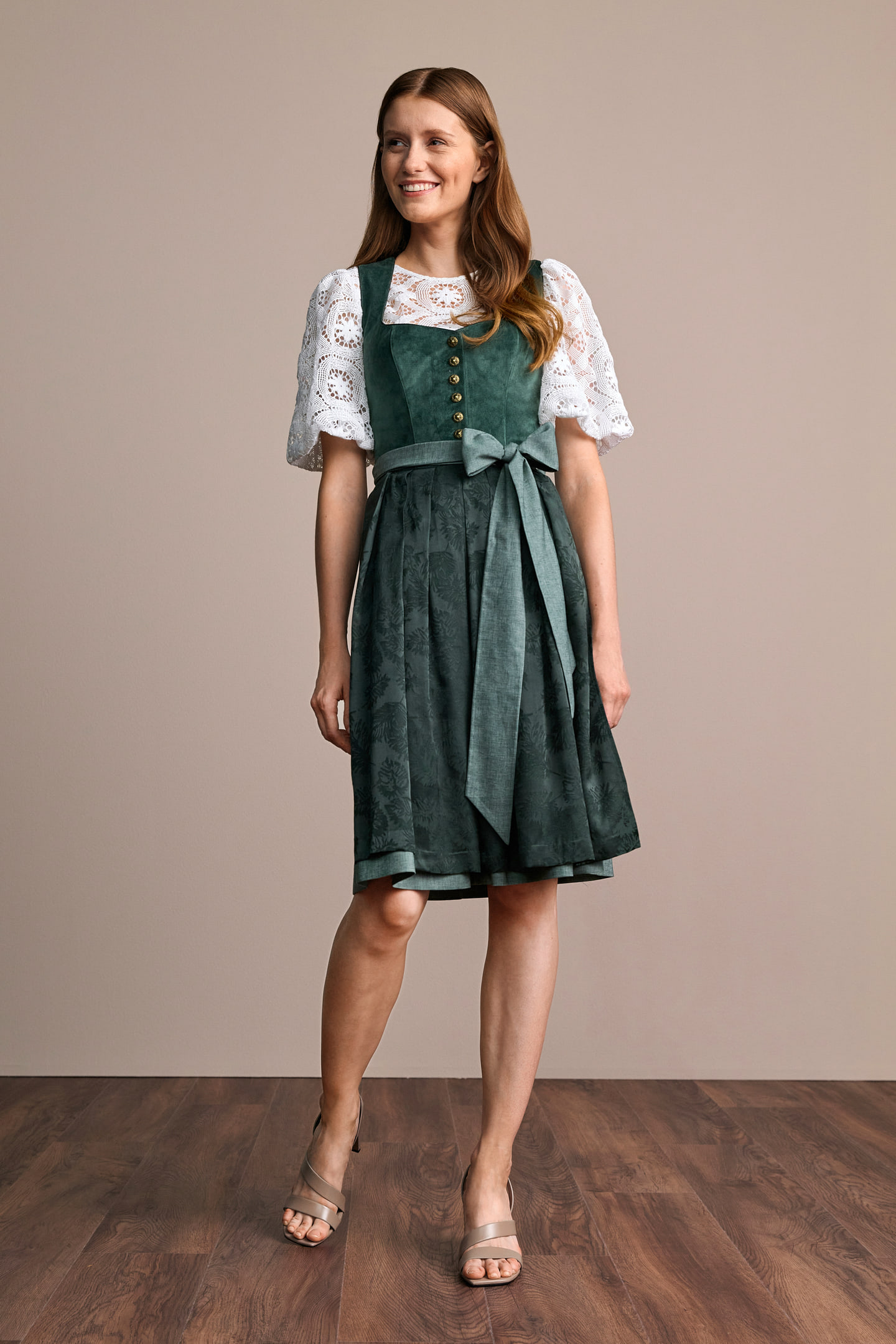Dirndl Nova (60cm)