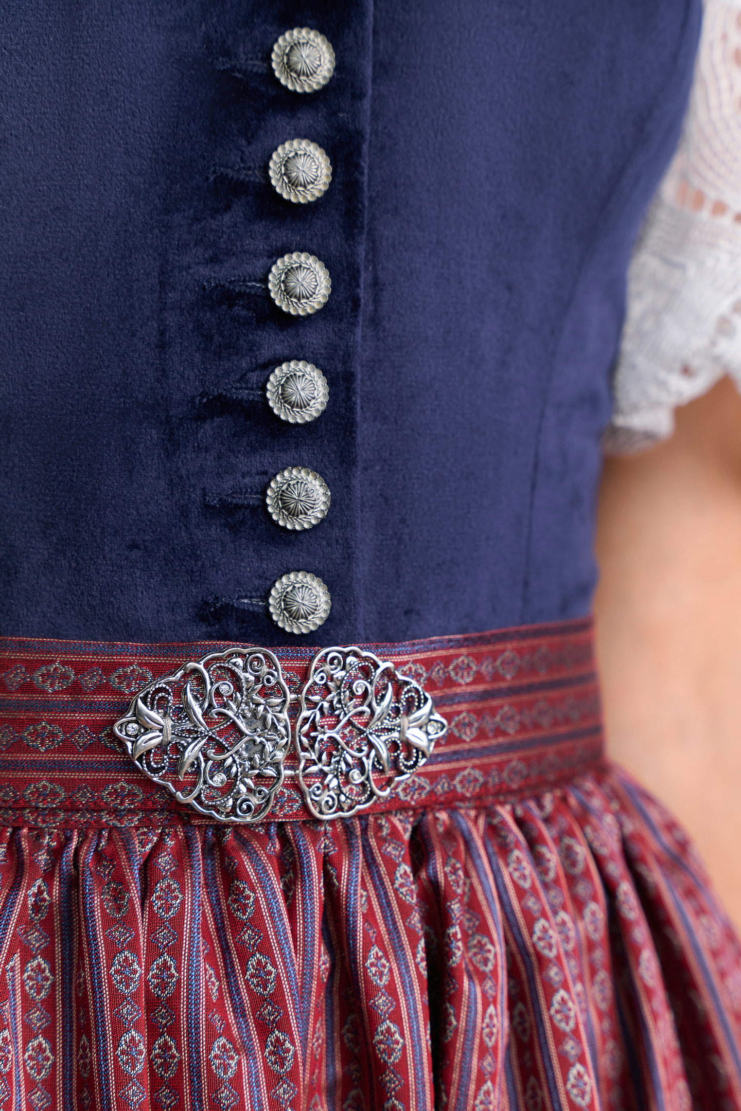 Dirndl Darleen (70cm)